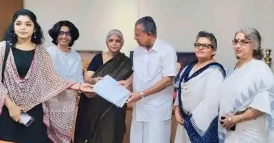 റിപ്പോര്‍ട്ടര്‍ ടി.വിയുടെ വാര്‍ത്താ അക്രമണം തടയണം; മുഖ്യമന്ത്രിക്ക് പരാതിയുമായി ഡബ്ല്യൂ.സി.സി