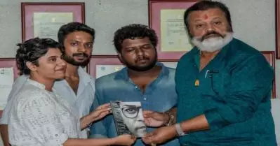 അടുത്ത ജന്മത്തില്‍ ബ്രാഹ്‌മണനാവണമെന്ന് പറഞ്ഞ സുരേഷ് ഗോപിക്ക് അംബേദ്ക്കറുടെ ‘ജാതി ഉന്മൂലനം’ സമ്മാനിച്ച് വിദ്യാര്‍ത്ഥികള്‍