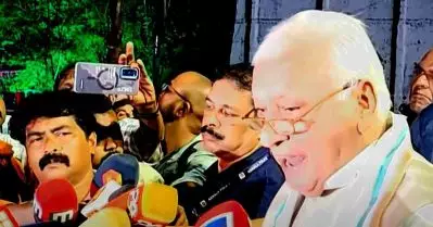 ഗവര്‍ണറുടെ അധികാരം എന്താണെന്ന് ഉടനറിയും; സര്‍ക്കാറിനെ വെല്ലുവിളിച്ച് ആരിഫ് മുഹമ്മദ് ഖാന്‍