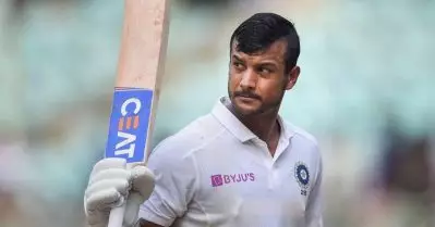 കേരളത്തിന് തലവേദനയായി കര്‍ണാടക; തോല്‍പിക്കാന്‍ സാധിച്ചില്ലെങ്കിലും ഒപ്പമെത്തി