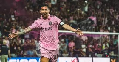 രണ്ടടിച്ച് മെസി ടൂര്‍ണമെന്റ് ചരിത്രം തിരുത്തി; എം.എല്‍.എസിലെ പൊന്‍താരകം മിശിഹ