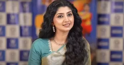 ആ സിനിമ ഇന്നും ഹൃദയത്തിൽ തങ്ങിനിൽക്കുന്ന ചിത്രം; അത്തരത്തിലുള്ള നല്ല കഥാപാത്രങ്ങൾ ചെയ്യണം: ദിവ്യ ഉണ്ണി