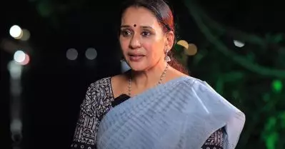 എതിര്‍ക്കുന്നവര്‍ക്കെല്ലാം പണി വരുന്ന സാഹചര്യം; ശ്വേതാ മേനോന്‍ എതിരായ ആരോപണം ഇലക്ഷന്‍ തന്ത്രം: മാല പാര്‍വതി