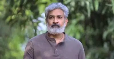 ഹനുമാനെ ഇതിലേക്ക് വലിച്ചിഴക്കേണ്ട കാര്യമുണ്ടായിരുന്നില്ല; രാജമൗലിക്കെതിരെ ഹിന്ദുത്വവാദി പേജുകള്‍