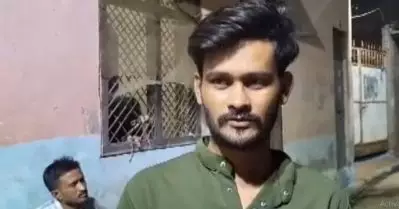 ഝാൻസി ഹോസ്പിറ്റലിൽ തീപിടിത്തത്തിൽ 7 കുഞ്ഞുങ്ങളെ രക്ഷിച്ച യുവാവിന് തൻ്റെ ഇരട്ട പെൺമക്കളെ നഷ്ടപ്പെട്ടു