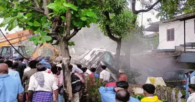 പാലക്കാട് കല്ലടിക്കോട് ലോറി മറിഞ്ഞ് നാല് കുട്ടികള്‍ക്ക് ദാരുണാന്ത്യം