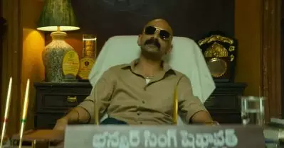 തെലുങ്കന്മാര്‍ ചതിച്ചാശാനേ, ഫഹദിനെ കോമാളിയാക്കി അപമാനിച്ച സുകുമാര്‍
