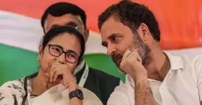 കോണ്‍ഗ്രസും തൃണമൂലും ഒന്നാകുന്നില്ല; ലയന വാര്‍ത്തകള്‍ തള്ളി ഇരു പാര്‍ട്ടികളും