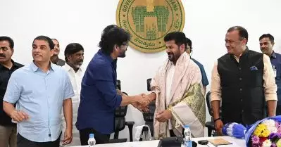 ‘സിനിമാക്കാര്‍ക്ക് പ്രത്യേക പരിഗണനയില്ല’; നിലപാടിലുറച്ച് രേവന്ത് റെഡ്ഡി
