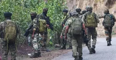 ജമ്മു കശ്മീരിൽ സൈനിക വാഹനം മലയിടുക്കിലേക്ക് മറിഞ്ഞ് 5 സൈനികർ മരിച്ചു, 5 പേർക്ക് പരിക്കേറ്റു