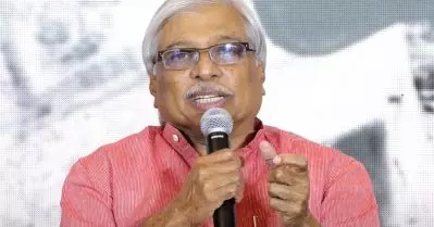 എപ്പോഴും അത്ഭുതം തോന്നും; ആ മലയാള നടന്‍ ഇന്നും പണ്ടത്തെ പോലെ യങ്ങായി ഇരിക്കുന്നു: കമല്‍