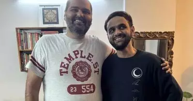‘ഹൃദയത്തിന് സമയമറിയില്ല’; ഉമര്‍ ഖാലിദിനൊപ്പമുള്ള ചിത്രം പങ്കുവെച്ച് കുനാല്‍ കമ്ര