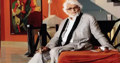 ഹിന്ദുദൈവങ്ങളെ അശ്ലീലതയോടെ ചിത്രീകരിച്ചു; എം.എഫ് ഹുസൈന്റെ രണ്ട് ചിത്രങ്ങള്‍ കണ്ടുകെട്ടാന്‍ ഉത്തരവിട്ട് ദല്‍ഹി കോടതി