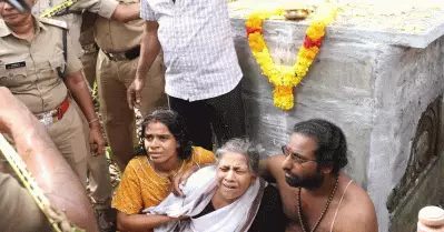 നെയ്യാറ്റിന്‍കരയിലെ ദുരൂഹ മരണം; തങ്ങളുടെ ഭാഗം കേള്‍ക്കണമെന്നാവശ്യപ്പെട്ട് കുടുംബം ഹൈക്കോടതിയില്‍