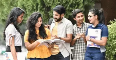 കാനഡയില്‍ പഠനാവശ്യത്തിനെത്തുന്ന ഭൂരിഭാഗം ഇന്ത്യന്‍ വിദ്യാര്‍ത്ഥികളും അമേരിക്കയിലേക്ക് അനധികൃത കുടിയേറ്റം നടത്തുന്നു: റിപ്പോര്‍ട്ട്