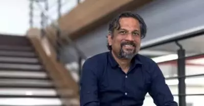 നിരക്ഷരനായ ബൂമർ അങ്കിൾ; കാമകോടിക്ക് പിന്തുണയുമായെത്തിയ സോഹോ സി.ഇ.ഒ ശ്രീധർ വെമ്പുവിന് സോഷ്യൽ മീഡിയയുടെ പരിഹാസം
