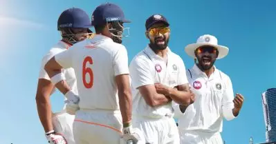 രഞ്ജി ട്രോഫിയില്‍ കേരളത്തിന് പ്രതീക്ഷ, ഭയപ്പെടുത്തിയവനെ തിരിച്ചയച്ച് ബേസില്‍; രണ്ടാം ദിനം വിദര്‍ഭയുടെ മൂന്ന് വിക്കറ്റുകള്‍ വീഴ്ത്തി!