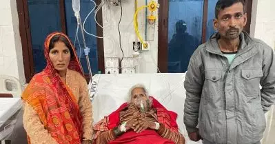 പൊലീസിന്റെ കാലിൽ പിടിച്ച് കരഞ്ഞു പക്ഷെ സഹായിച്ചില്ല: കുംഭമേളയിൽ അപകടത്തിൽ നിന്ന് രക്ഷപ്പെട്ടവർ പറയുന്നു