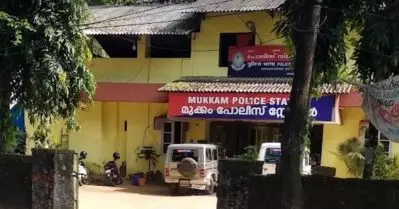 അങ്കിൾ അല്ലെ, ബഹളം വെക്കരുത്; മുക്കത്ത് പീഡനശ്രമം ചെറുക്കുന്നതിനിടെ യുവതി കെട്ടിടത്തില്‍ നിന്ന് ചാടുന്നതിന് മുമ്പുള്ള ദൃശ്യങ്ങള്‍ പുറത്ത്‌