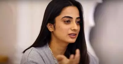 ഒരുപാട് ഇഷ്ടമുള്ള നടന്‍; എപ്പോഴും അടുത്ത് നില്‍ക്കുന്ന ആളായി തോന്നും: നമിത പ്രമോദ്