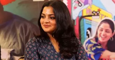 സിനിമ ഇല്ലാതായാല്‍ എന്തുചെയ്യുമെന്ന് ആലോചിക്കാറുണ്ട്, ചായക്കട, പന്തലുപണി, ബിസിനസ് ഐഡിയകള്‍ പലതാണ്: നിഖില വിമല്‍