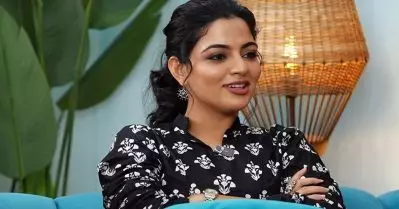കൂടുതല്‍ പ്രതിഫലം ചോദിച്ചാല്‍ മൂന്നാമത്തെ സിനിമയോടെ പല നടിമാരും ഫീല്‍ഡ് ഔട്ടാകുന്ന അവസ്ഥയാണിപ്പോള്‍: നിഖില വിമല്‍