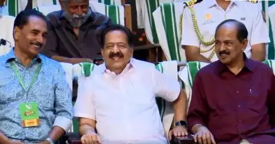 ചെന്നിത്തല അടുത്ത മുഖ്യമന്ത്രിയാകട്ടെയെന്ന് പ്രാസംഗികന്‍; കോണ്‍ഗ്രസിനകത്ത് വലിയ പ്രശ്‌നങ്ങളുണ്ടാക്കുന്ന ബോംബാണ് പൊട്ടിച്ചതെന്ന് മുഖ്യമന്ത്രി