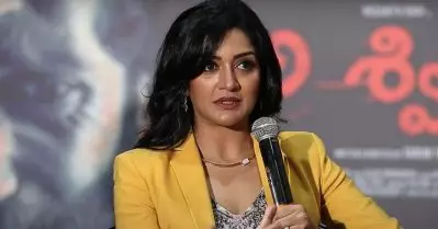 മാര്‍ക്കറ്റ് വാല്യു നോക്കി അവര്‍ മറ്റൊരു നടിയെ കൊണ്ടുവന്നു; അന്ന് ഞാന്‍ അനീതി നേരിട്ടു: വിമല രാമന്‍