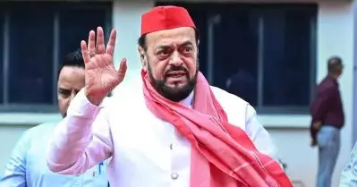 ഔറംഗസേബിനെ പിന്തുണച്ചു; അബു ആസ്മിയെ മഹാരാഷ്ട്ര നിയമസഭയിൽ നിന്ന് സസ്‌പെൻഡ് ചെയ്തു