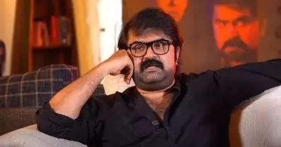 ഒരാളെ വിശ്വസിച്ചു; പത്മശ്രീ ലഭിച്ച ആ നടി ട്രെയ്‌നിന്റെ ബാത്ത്‌റൂം സൈഡില്‍ കിടക്കുന്ന കാഴ്ച കാണേണ്ടി വന്നു: അനൂപ് മേനോൻ
