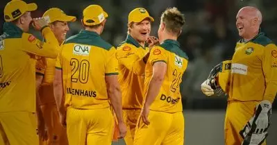 ഇന്ത്യയോട് ആ കണക്ക് വീട്ടി ഓസ്‌ട്രേലിയ; ‘ഇരട്ട’ സെഞ്ച്വറിയില്‍ സീനിയേഴ്‌സ്!