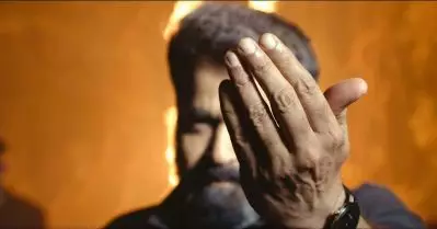 ആര്‍ക്കോ പറ്റിയ ചെറിയൊരു കൈയബദ്ധം, ഒടുവില്‍ പാതിരാത്രി സോഷ്യല്‍ മീഡിയയെ പഞ്ഞിക്കിട്ട് ഖുറേഷി അബ്രാമും സംഘവും