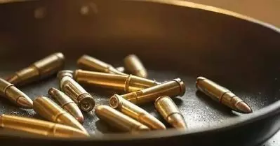 എറണാകുളം എ.ആര്‍ ക്യാമ്പില്‍ വെടിയുണ്ട ചട്ടിയിലിട്ട് ചൂടാക്കിയ സംഭവം; ഉദ്യോഗസ്ഥന് വീഴ്ച സംഭവിച്ചതായി റിപ്പോര്‍ട്ട്