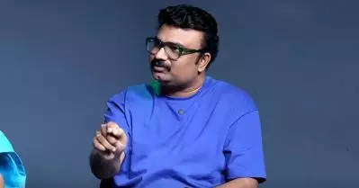 പശു ഉണ്ടെങ്കില്‍ സെന്‍സറിങ്ങിന് ഹരിയാനയില്‍ പോകണം, ഒരു കുഞ്ഞിനെ നിലത്തടിച്ച് കൊല്ലുന്നത് ഇവിടെ സെന്‍സര്‍ ചെയ്യാം: ജിസ് ജോസ്