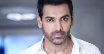 എന്റെ ജീവിതത്തില്‍ ലഭിച്ച ഏറ്റവും മികച്ച ചുംബനം; ഒന്നിച്ച് വര്‍ക്ക് ചെയ്തതില്‍ അസാധ്യ കോ ആക്ടര്‍: ജോണ്‍ എബ്രഹാം