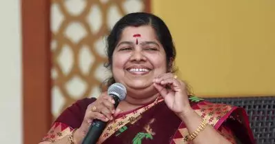 ആയിരം ഗാനങ്ങള്‍ക്ക് തുല്യമാണ് രാഘവന്‍മാസ്റ്ററുടെ ആ ഗാനം: ലതിക