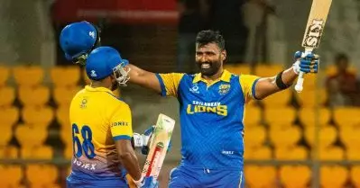 രണ്ടാം തവണയും ഓവറില്‍ ആറ് സിക്‌സറുമായി പെരേര; 13 സിക്‌സറടക്കം 36 പന്തില്‍ 108*; പത്താന്‍മാരെ തകര്‍ത്ത് സെമിയിലേക്ക്