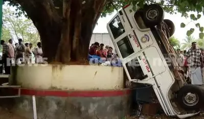 മാനന്തവാടിയില്‍ പൊലീസ് ജീപ്പിടിച്ച് വഴിയോരക്കച്ചവടക്കാരന് ദാരുണാന്ത്യം