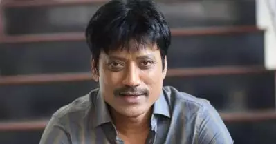 മലയാളത്തില്‍ ടോപ്പില്‍ നില്‍ക്കുന്ന ആ നടന്‍ അന്യഭാഷാക്കാരനാണെന്ന തോന്നലേയുണ്ടായില്ല, പെട്ടെന്ന് ജെല്ലായി: എസ്.ജെ. സൂര്യ