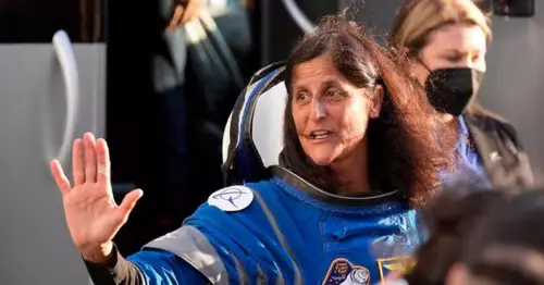 SpaceX Dragon Docks to Station With Four Crew-10 Members