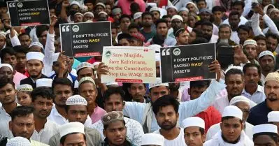 വഖഫ് ഭേദഗതി ബില്ലിനെതിരെ ബംഗാളിൽ പ്രതിഷേധവുമായി മുസ്‌ലിം സംഘടനകൾ