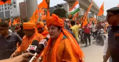 റോഡിൽ ഹനുമാൻ ചാലിസ വേണ്ട: ഹനുമാൻ ജയന്തി പരിപാടിക്ക് അനുമതി നിഷേധിച്ച് കൊൽക്കത്ത ഹൈക്കോടതി