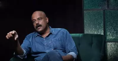 എന്തുകൊണ്ട് സോഷ്യല്‍ മീഡിയയിലൂടെ പ്രതികരിക്കുന്നില്ല; മറുപടിയുമായി മുരളി ഗോപി