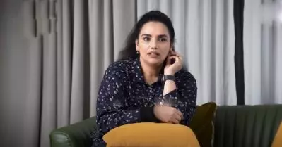 ഞാനാണെങ്കില്‍ ഡിവോഴ്‌സ് ഒപ്പിട്ട് ഇറങ്ങിയിട്ടേയുള്ളൂ; ലാലേട്ടന്റെ നേതൃത്വത്തില്‍ നടത്തിയ ആ പെണ്ണുകാണല്‍ ഞെട്ടിച്ചു: ശ്വേതാ മേനോന്‍