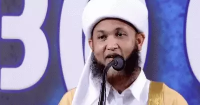 ആശുപത്രിയിൽ പ്രസവിക്കണമെന്ന് നിയമം ഉണ്ടോ ? കേസും പൊലീസും കണ്ട് പേടിക്കണ്ട: വിവാദ പരാമർശവുമായി എ.പി സുന്നി നേതാവ് തുറാബ് തങ്ങൾ