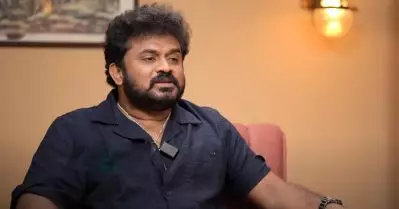 ഭയങ്കര ഡാമേജായിരുന്നു എനിക്ക് ആ സിനിമ, അത്രയും അറ്റാച്ച്‌മെന്റ് ആരുമായും വേണ്ടെന്ന് അതോടെ തീരുമാനിച്ചു: തരുണ്‍ മൂര്‍ത്തി