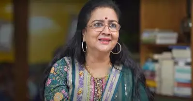 ഞാൻ മനസിലുറപ്പിച്ചു, എനിക്ക് കുശുമ്പുണ്ട്, പാർവതിയോടും ജയറാമിനോടും എല്ലാവരോടും കുശുമ്പുണ്ട്: ഉർവശി