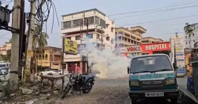 ബംഗാളില്‍ വഖഫ് നിയമ ഭേദഗതിയെച്ചൊല്ലി സംഘര്‍ഷം; പൊലീസുകാര്‍ക്കടക്കം പരിക്ക്