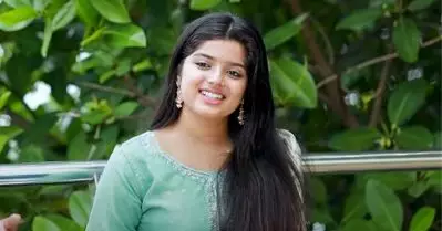 ശോഭന മാമിനും ലാൽ സാറിനും വട്ടാണെന്ന് പറഞ്ഞു, ഗ്രേറ്റ് ഫാമിലി എന്നാണ് അദ്ദേഹം പറഞ്ഞത്: അമൃത വർഷിണി