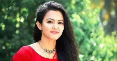 ട്രോളൊക്കെ വരുന്നതുപോലെ സംസാരിക്കുമോ എന്ന് അവർ, പറ്റില്ലെന്ന് എൻ്റെ മറുപടി: അപർണ ദാസ്